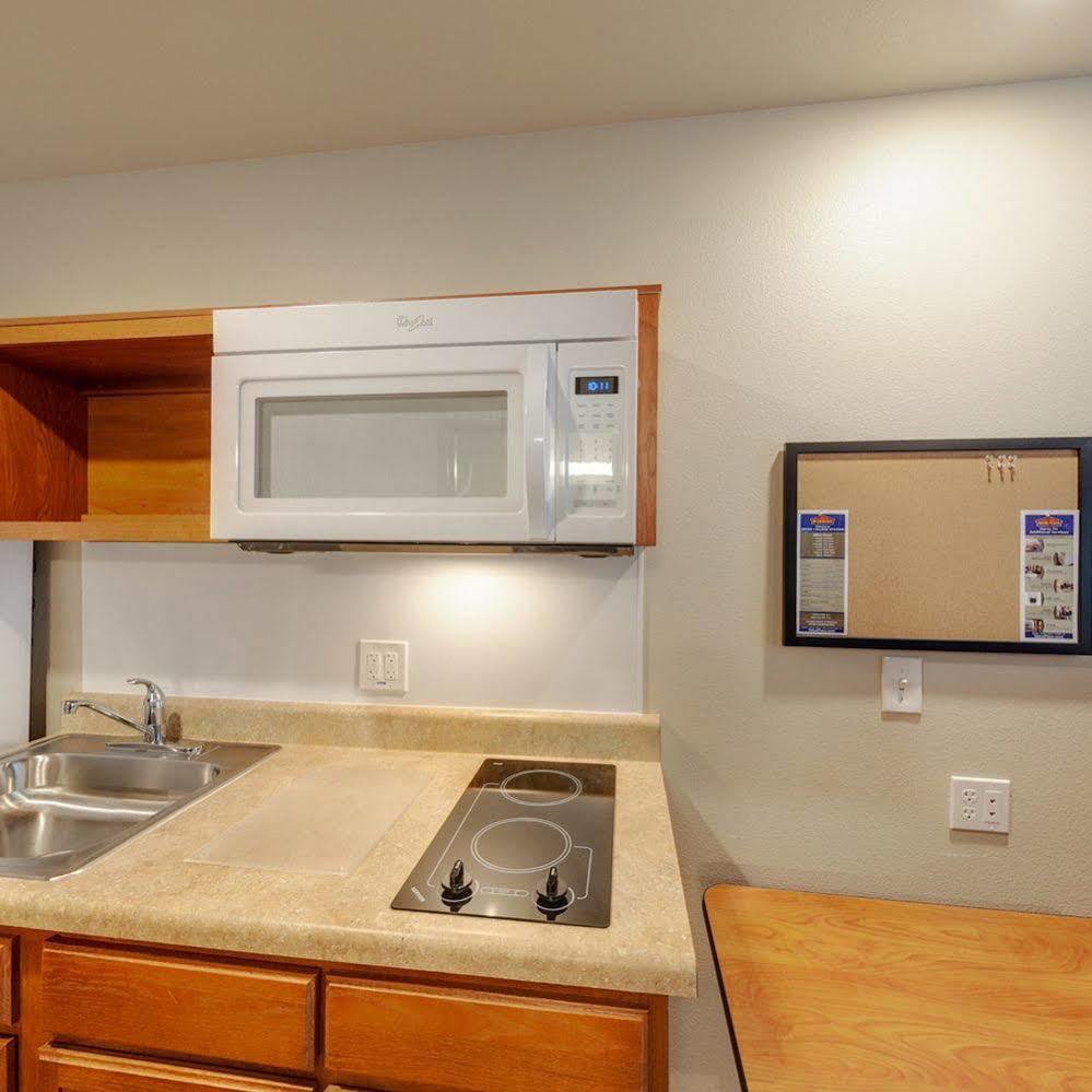 Extended Stay America Select Suites - Indianapolis - Lawrence Exterior foto